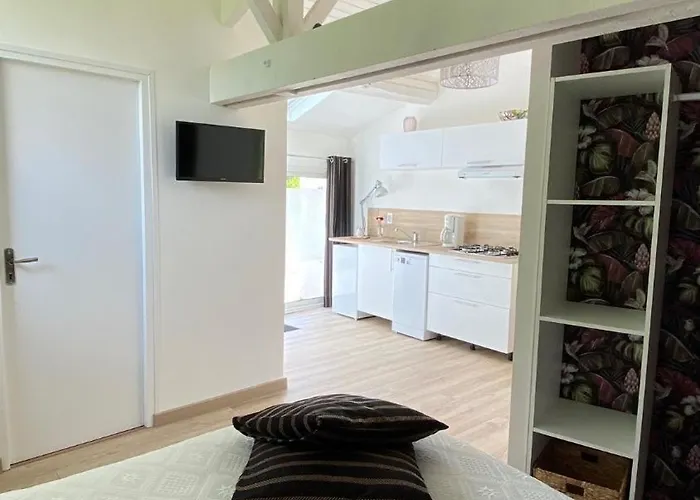 Chez Juliette Countryside And Sea Near Pornic